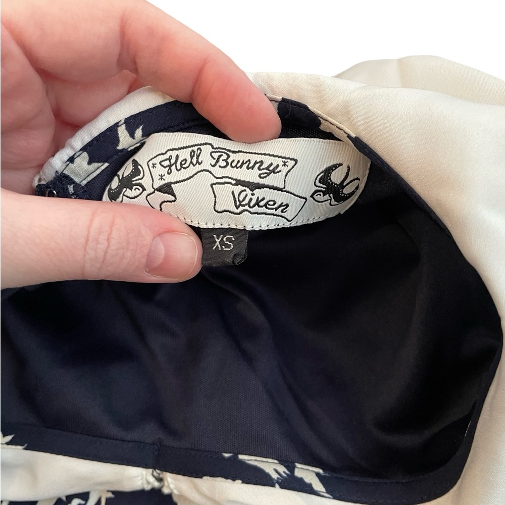Hell Bunny Navy Floral Juniors Dress with White Collar - Picture 3 of 5
